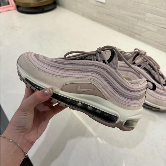 air max 97 ‘pale pink’ - Picture 2 of 8